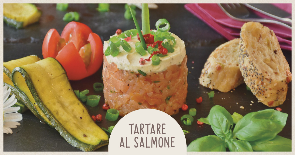 Tartare di salmone con zucchine