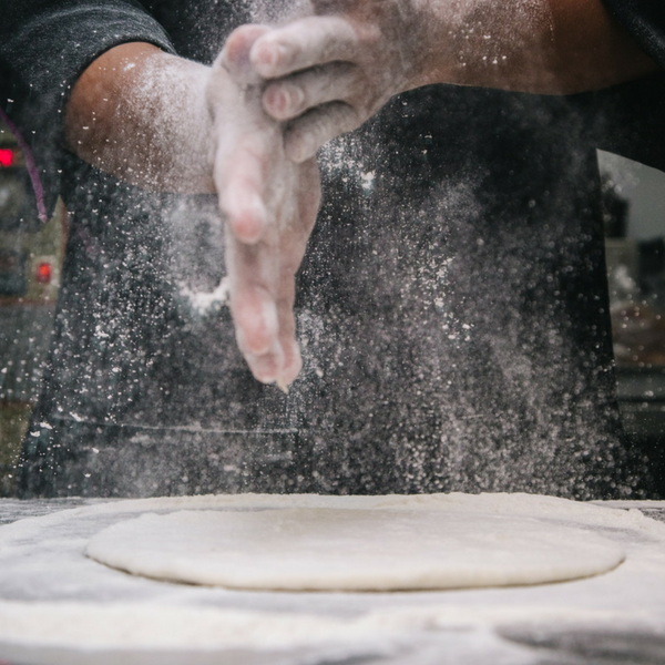 Impasto della pizza fatta in casa come fare