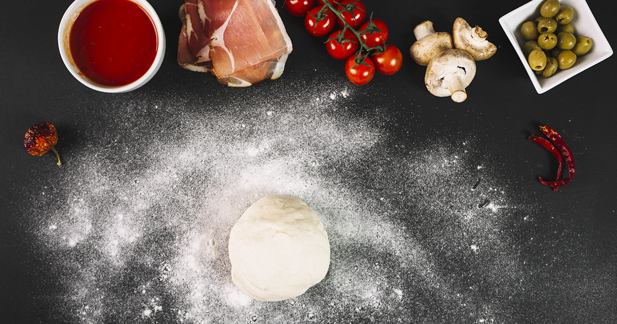 Impasto della pizza fatta in casa